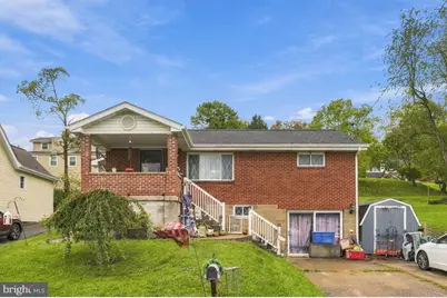 309 Spring Street, Oakdale, PA 15071 - Photo 1