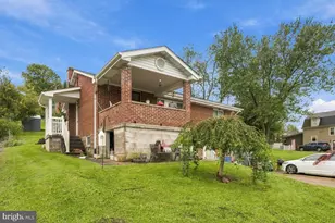 309 Spring St, Oakdale, PA 15071 - Photo 3