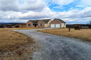 211 Cherry Ln, Clearville, PA 15535 - Photo 7