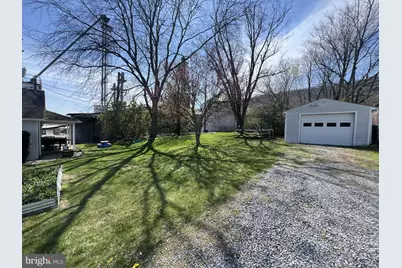 1040 Spring St N, Everett, PA 15537 - Photo 7