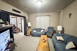 37 W 3rd St, Everett, PA 15537 - Photo 5