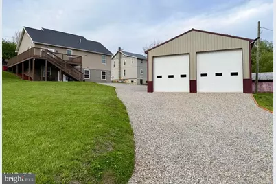 911 Lower Main Street, Saxton, PA 16678 - Photo 5