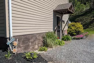 48 W 3rd St, Everett, PA 15537 - Photo 55