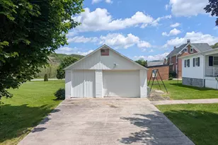 601 16th St, Saxton, PA 16678 - Photo 45