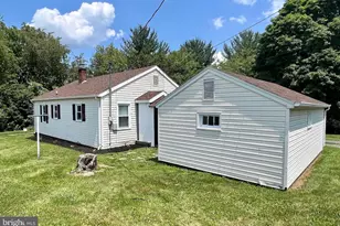 123 Fire House Rd, Breezewood, PA 15533 - Photo 3