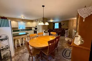703 Spring St, Saxton, PA 16678 - Photo 13
