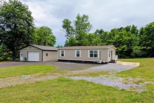 183 Oak Hill Rd, New Enterprise, PA 16664 - Photo 3