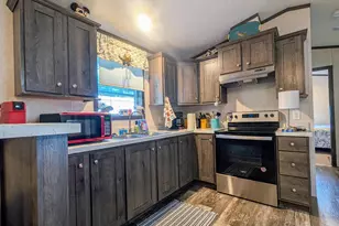 210 Chestnut St, New Paris, PA 15554 - Photo 9