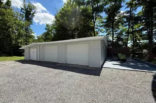 4762 Cortland Rd, New Paris, PA 15554 - Photo 3