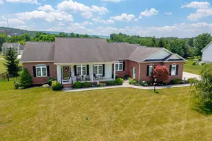 274 Hawthorne Dr, Everett, PA 15537 - Photo 1