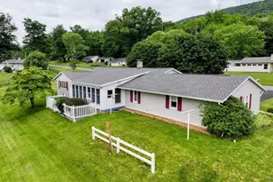118 Locust Dr, Everett, PA 15537 - Photo 5