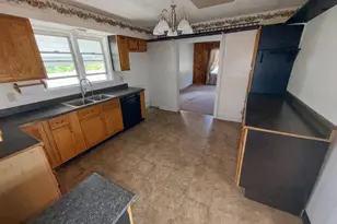221 W 5th Ave, Everett, PA 15537 - Photo 7