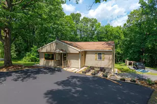 323 Hospital Dr, Everett, PA 15537 - Photo 7