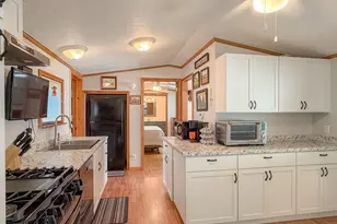5869 Milligans Cove Rd, Manns Choice, PA 15550 - Photo 15