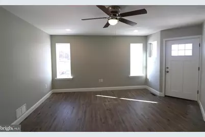 34 Rosalies Way, Temple, PA 19560 - Photo 3