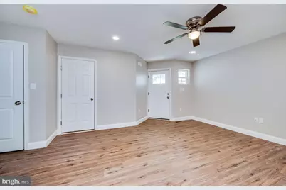 38 Rosalies Way, Temple, PA 19560 - Photo 3