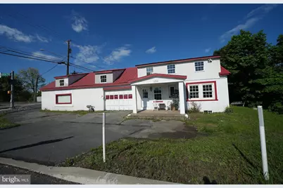 5806 Pottsville Pike, Leesport, PA 19533 - Photo 1