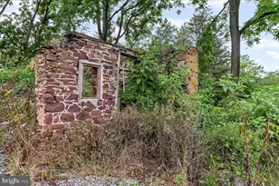 1962 Tollgate Rd, Palm, PA 18070 - Photo 69