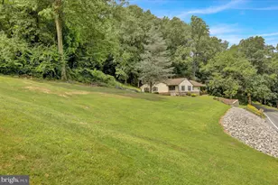 90 Preston Rd, Wernersville, PA 19565 - Photo 3