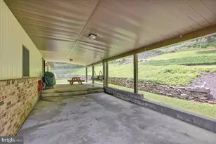 90 Preston Rd, Wernersville, PA 19565 - Photo 5