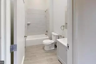 100 S 4th St, Reading, PA 19602 - Photo 13