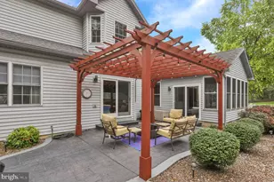 4189 Hill Terrace Dr, Sinking Spring, PA 19608 - Photo 17