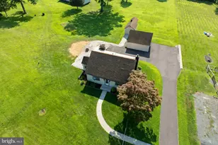 131 Squirrel Hollow Rd, Douglassville, PA 19518 - Photo 27