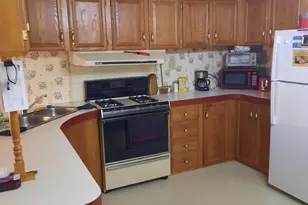 1047 Sage Ave, Reading, PA 19605 - Photo 3