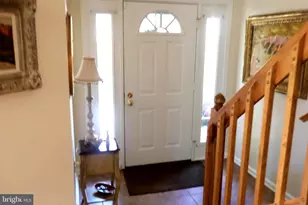 118 Primrose Ln, Reading, PA 19610 - Photo 3