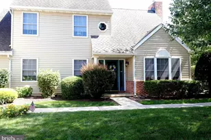 118 Primrose Ln, Reading, PA 19610 - Photo 1