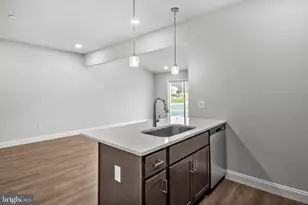 207 Lucille Way, Fleetwood, PA 19522 - Photo 5