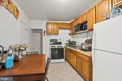 1302 N 11th Street, Reading, PA 19604 - Photo 7