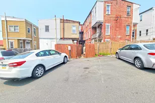 21 S 3rd St, Reading, PA 19602 - Photo 11