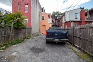 321 N 6th St, Reading, PA 19601 - Photo 21
