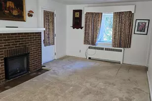 2552 Garfield Ave, Reading, PA 19609 - Photo 7