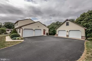 190 Red Oak Dr, Boyertown, PA 19512 - Photo 5