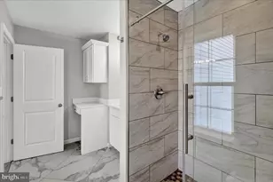 40 Rosalie's Way, Temple, PA 19560 - Photo 27