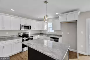 40 Rosalie's Way, Temple, PA 19560 - Photo 11