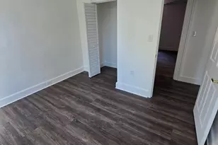 135 S 6th St, Reading, PA 19602 - Photo 9