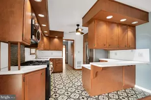 221 Hartman Rd, Reading, PA 19606 - Photo 13