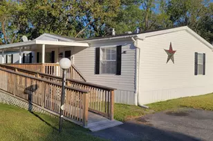 1021 Redwood Ct, Hamburg, PA 19526 - Photo 1