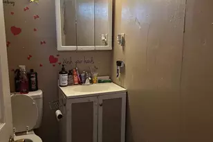 226 S 4th St, Reading, PA 19602 - Photo 9