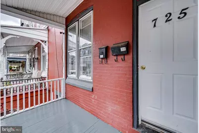 725 Madison Avenue, Reading, PA 19601 - Photo 1