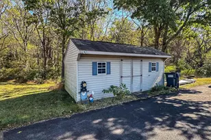 57 Mountain View Rd, Bethel, PA 19507 - Photo 7