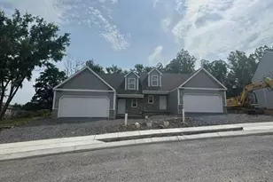 11 Castle Dr, Robesonia, PA 19551 - Photo 1