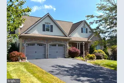 121 Copper Beech Lane, Womelsdorf, PA 19567 - Photo 1