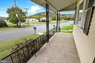 3024 Oley Turnpike Rd, Reading, PA 19606 - Photo 3