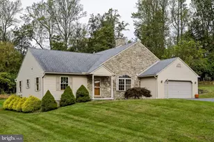 259 Mountain Top Rd, Reinholds, PA 17569 - Photo 11