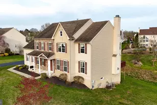 164 Meadowside Dr, Douglassville, PA 19518 - Photo 3