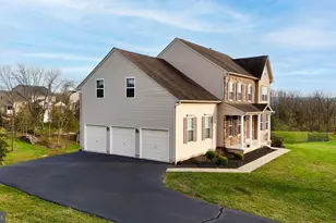 164 Meadowside Dr, Douglassville, PA 19518 - Photo 5
